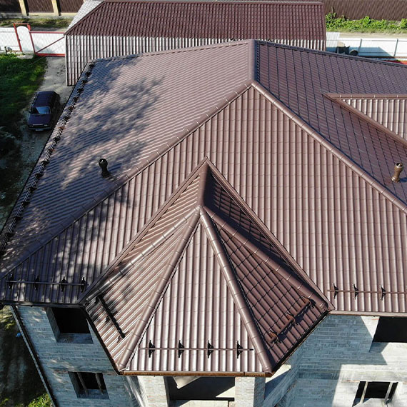 Монтаж сложной крыши и кровли в Гае и Оренбургской области